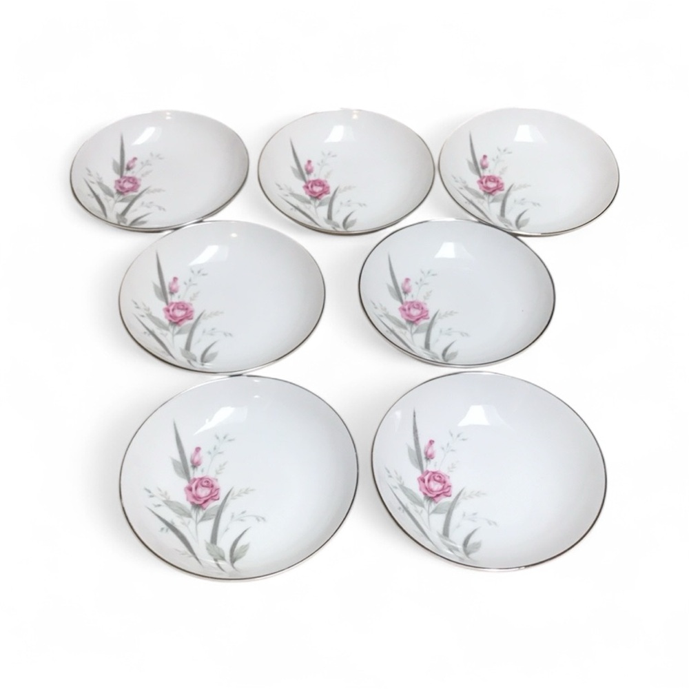 7 Windsor Rose Fine China Berry / Dessert Bowls – Pink Roses with Silver Trim